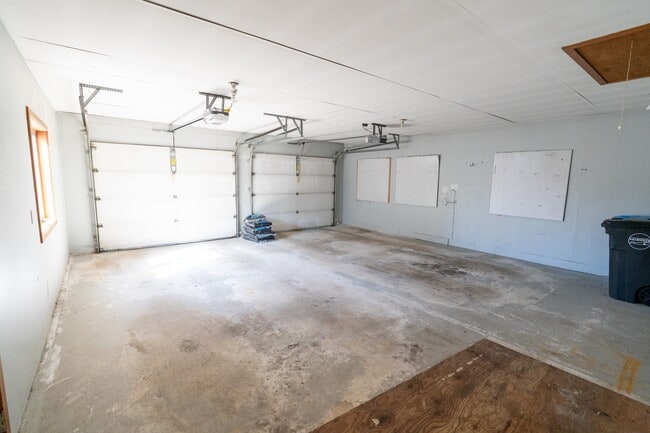 Building Photo - 363 Blackstrap Rd