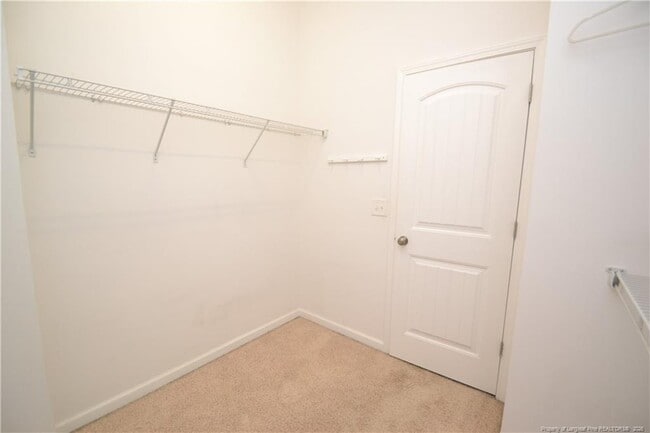 Building Photo - 208 Irving Way