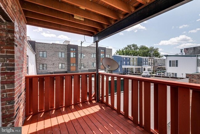 Building Photo - 6602 Ridge Ave