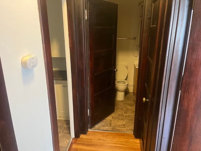 Building Photo - DEA-1061-KALMIA ST