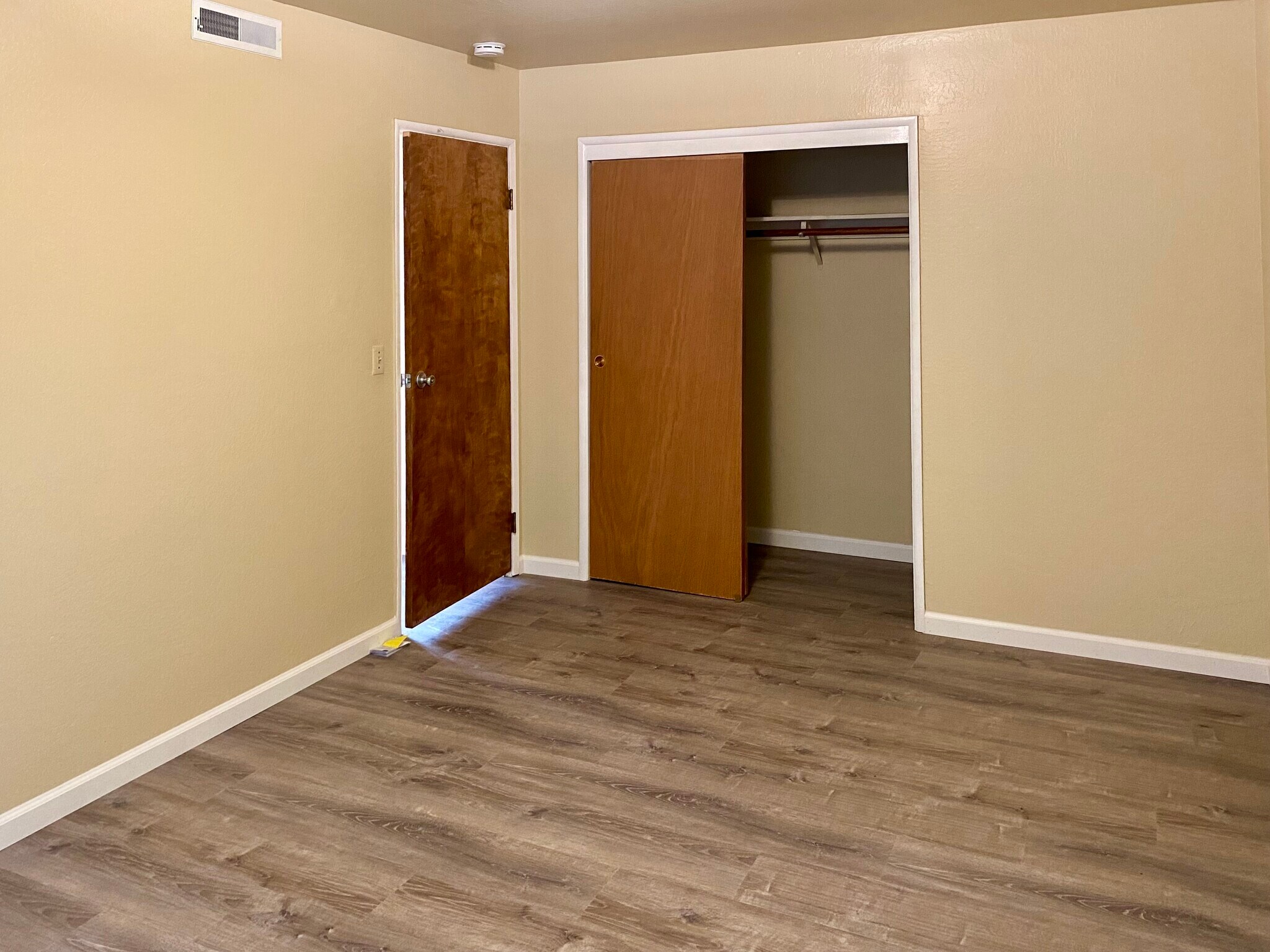 Bed rm - 659 Hillsborough St