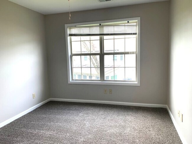 Building Photo - Canterfield Ranch Home      250721