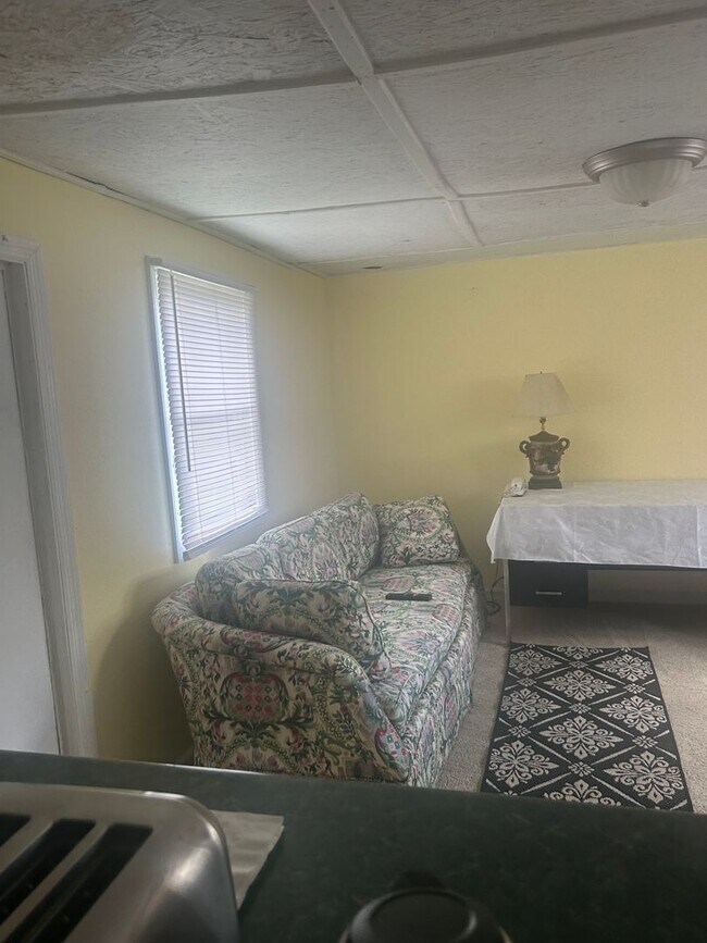 Building Photo - Rental in Hepzibah