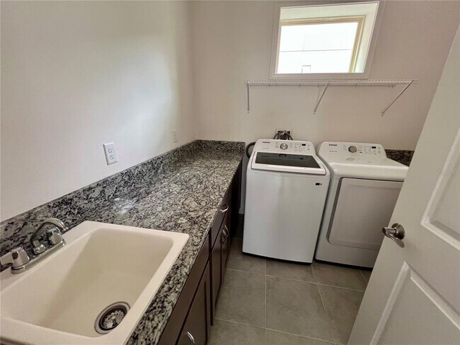 Building Photo - 13207 Winterton Ln