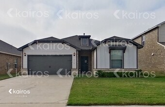 Building Photo - 916 NW 4th St