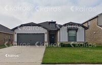 Building Photo - 916 NW 4th St