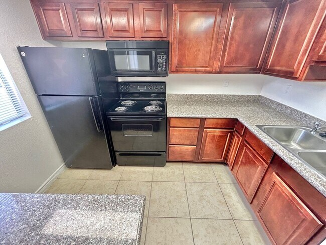 Building Photo - 4965 Indian River Dr