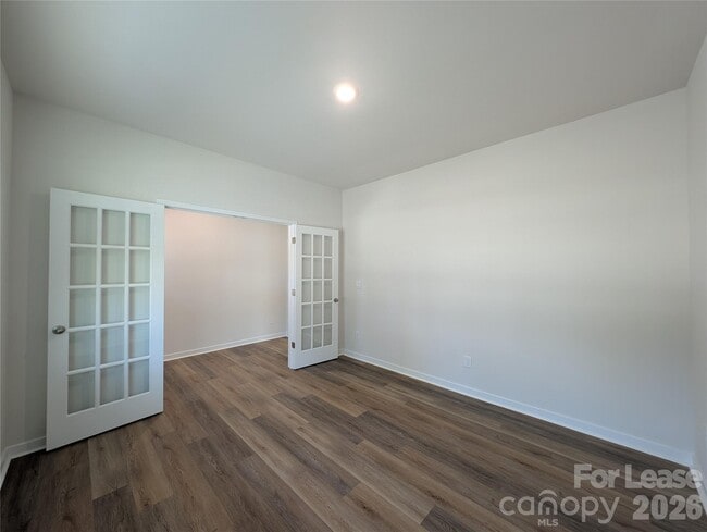 Building Photo - 3433 Austin Duncan Dr