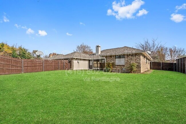 Building Photo - 4BR/2BA Lewisville Home — 1,931 Sq Ft, Modern Finishes & Flexible Bonus Space