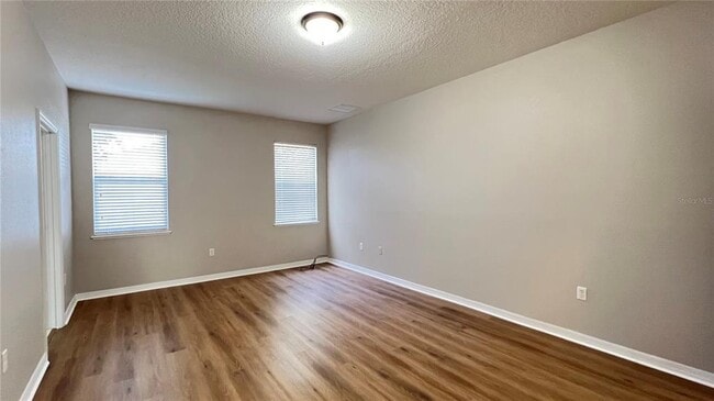 Building Photo - 3840 Ryegrass St
