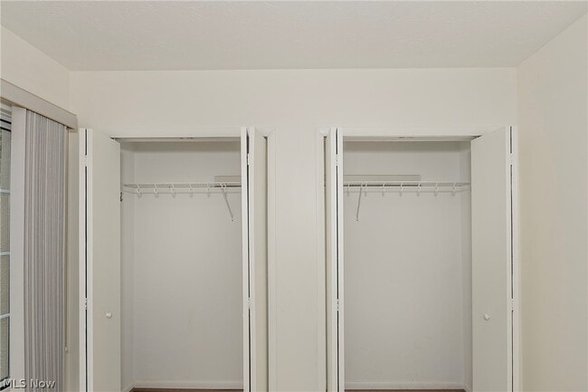 Building Photo - 26101 Village Ln