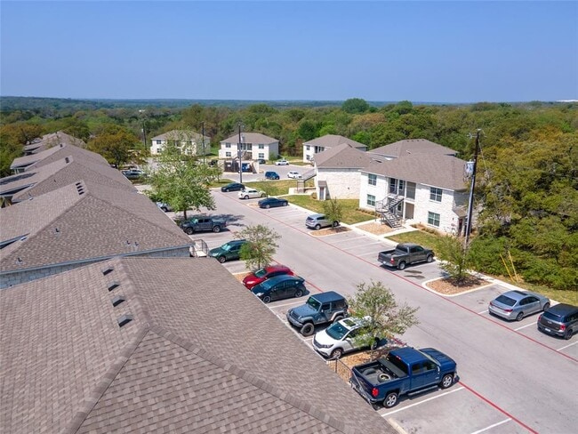 Building Photo - 304 Stubblefield Ln