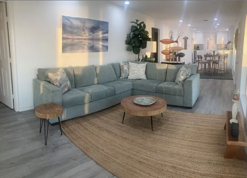 Building Photo - 3021 Laguna Shores Rd