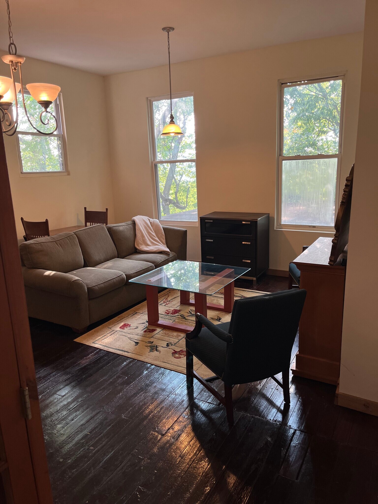 Building Photo - 2177 Sohn St