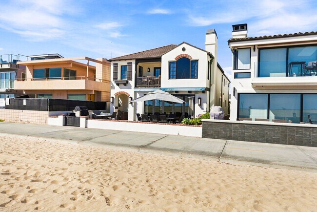 Building Photo - 1228 W Oceanfront
