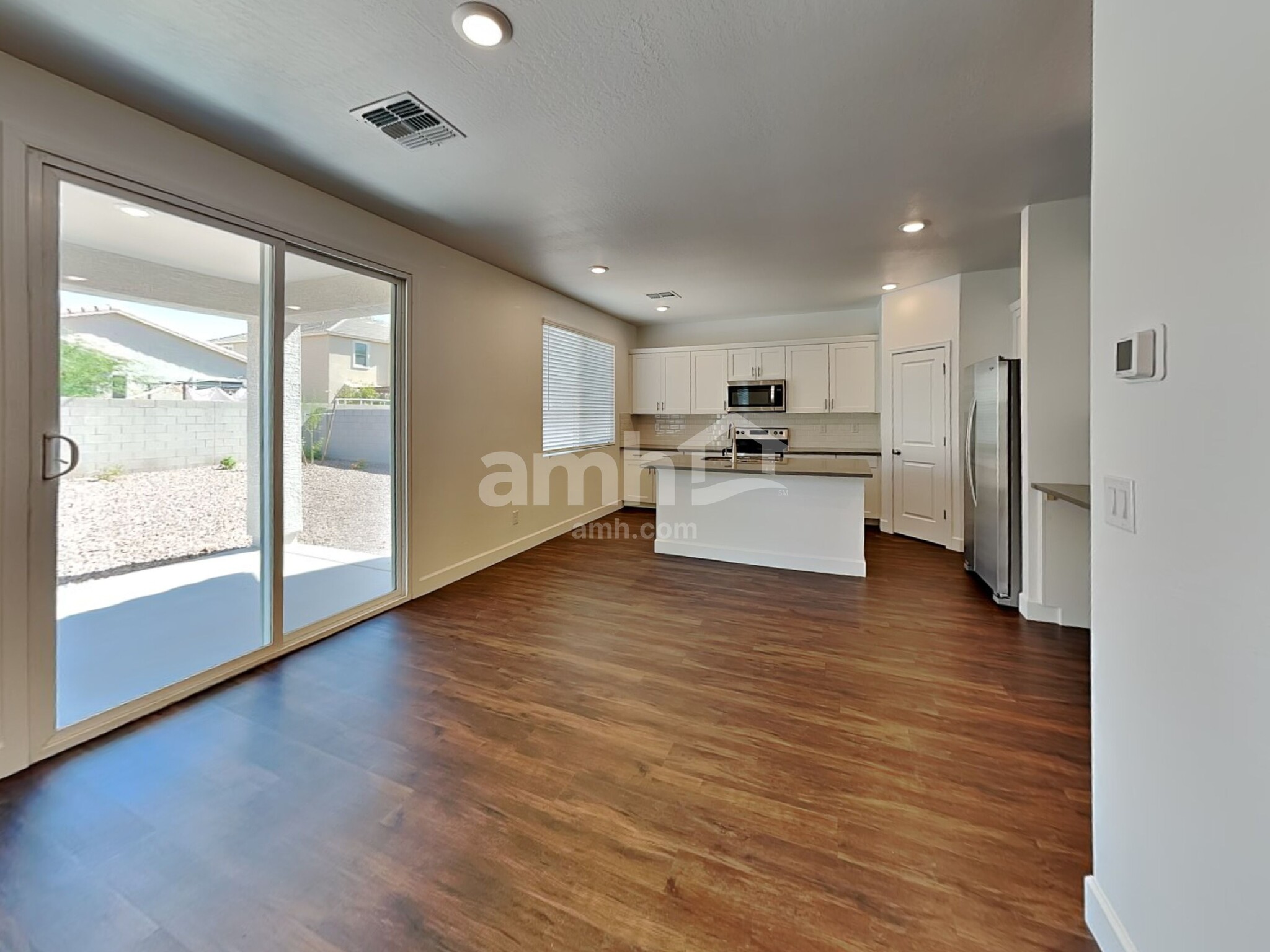 Building Photo - 6615 S 42nd Dr