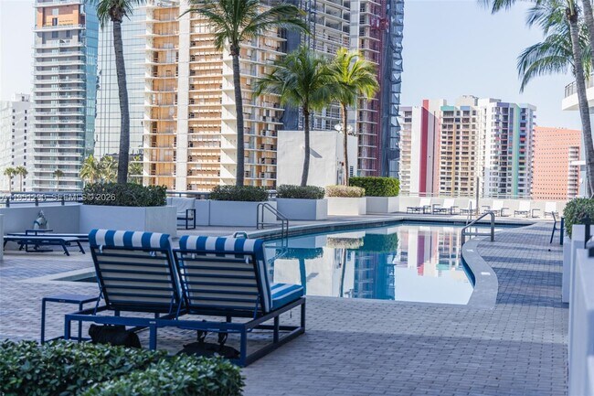 Building Photo - 60 SW 13th St