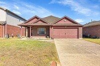 Building Photo - 914 Ivycroft Ln