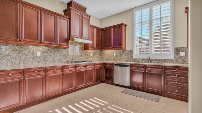 Building Photo - 1021 Via Fortuna