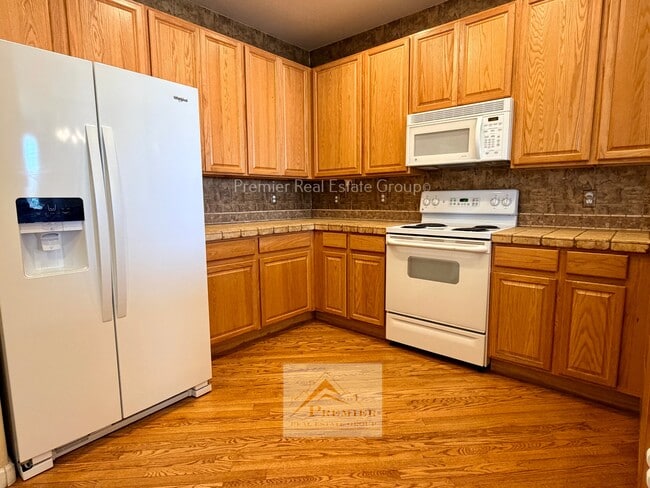 Building Photo - 3972 Diamond Ridge View