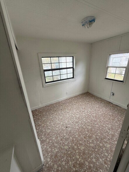 Building Photo - 920 Boardwalk Ln