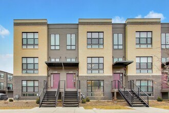 Building Photo - 2251 Venture Dr