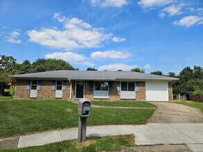 Building Photo - 7779 Cedar Wood Cir