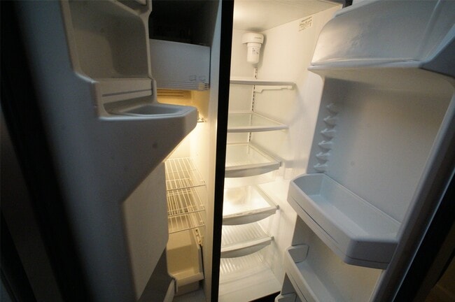 Building Photo - 8197 Sands Point Dr