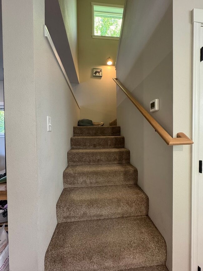 Building Photo - 3-Bed, 3-Bath Home for Lease w/ Rooftop De...