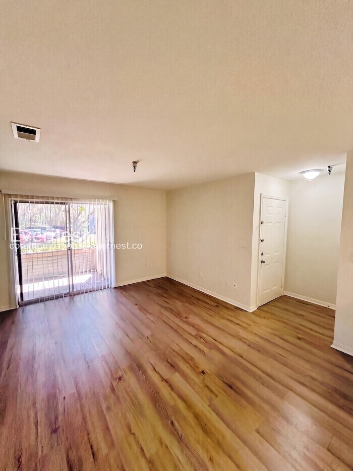 Building Photo - 10265 Gandy Blvd N