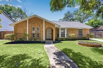 Building Photo - 12315 Whittington Ct N