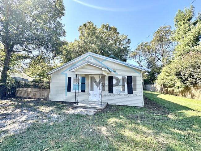 Building Photo - 1403 N 8th St