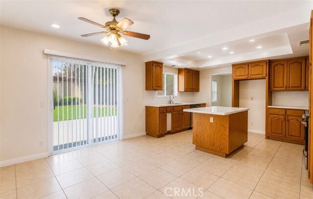 Building Photo - 13445 Oak Mesa Dr