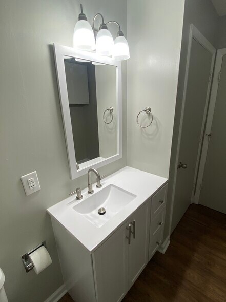 Building Photo - 3413 Lisa Dr