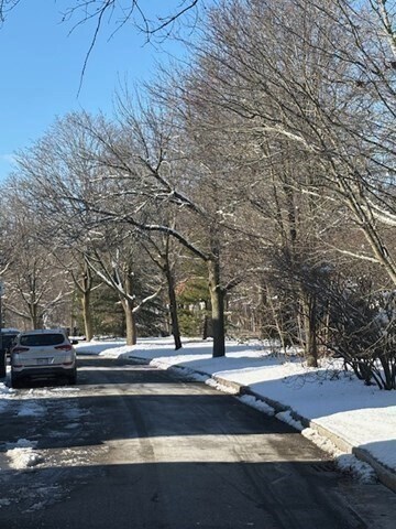 Building Photo - 8 Seagrave Rd