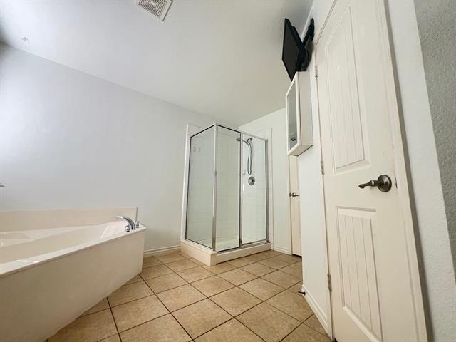Building Photo - 1721 Nestledown Dr