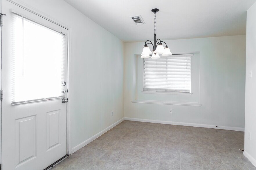 Building Photo - 18330 Atascocita Meadows Dr