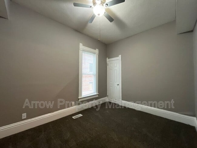 Building Photo - 445 N 25th St