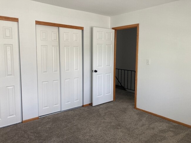 Building Photo - 2919 Zollinger Rd