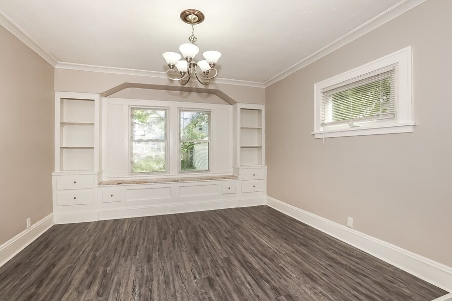 Building Photo - 3463 W 128th St