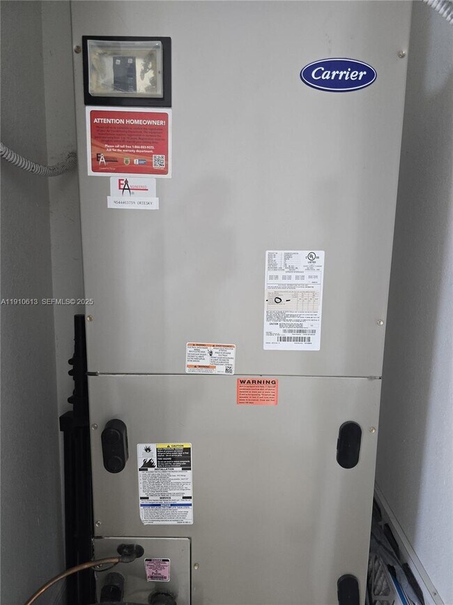 Building Photo - 11938 SW 26th Ct