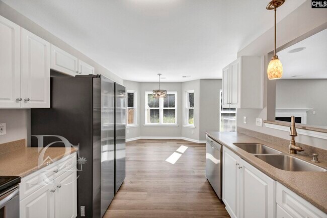 Building Photo - 1039 Glencroft Dr