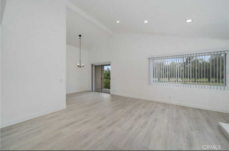 Building Photo - 3180 Little Mountain Dr