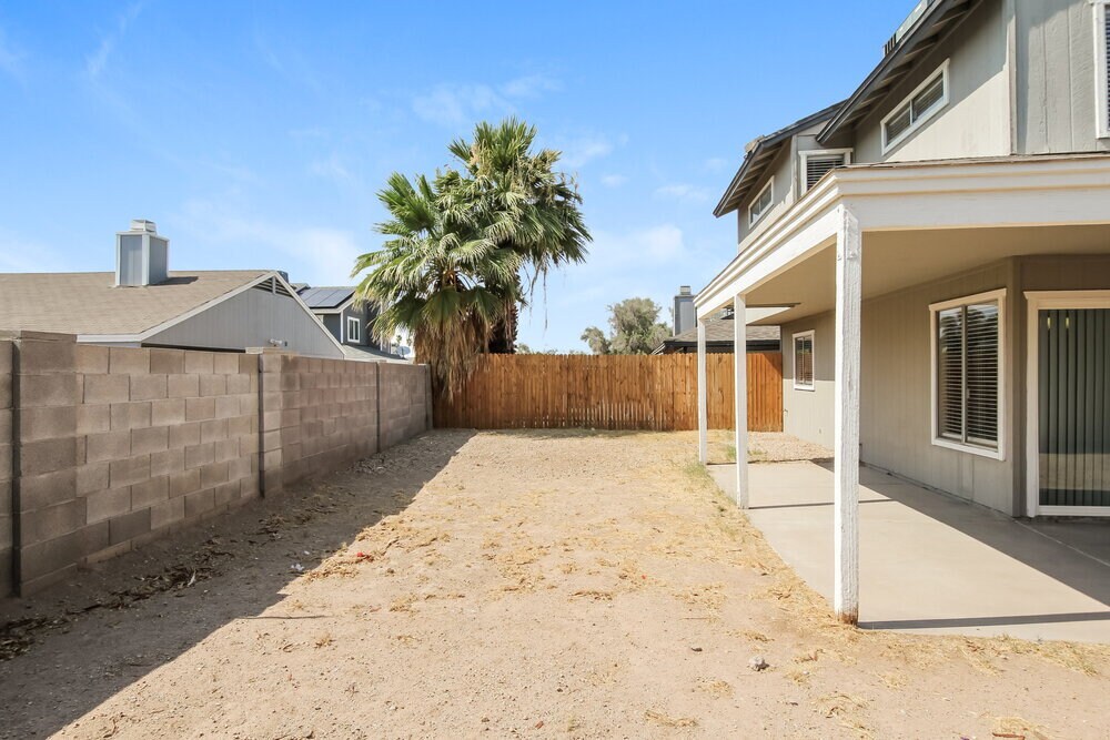 Building Photo - 7032 S 44th St