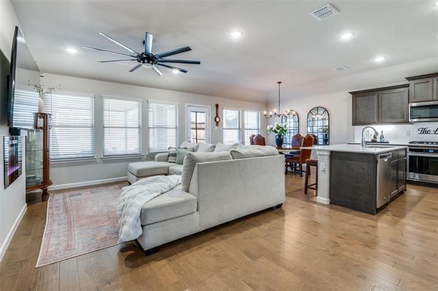 Building Photo - 10636 Enchanted Rock Wy