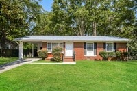 Building Photo - 3 bed / 2 bath ~ West Ashley Area, Move-in...