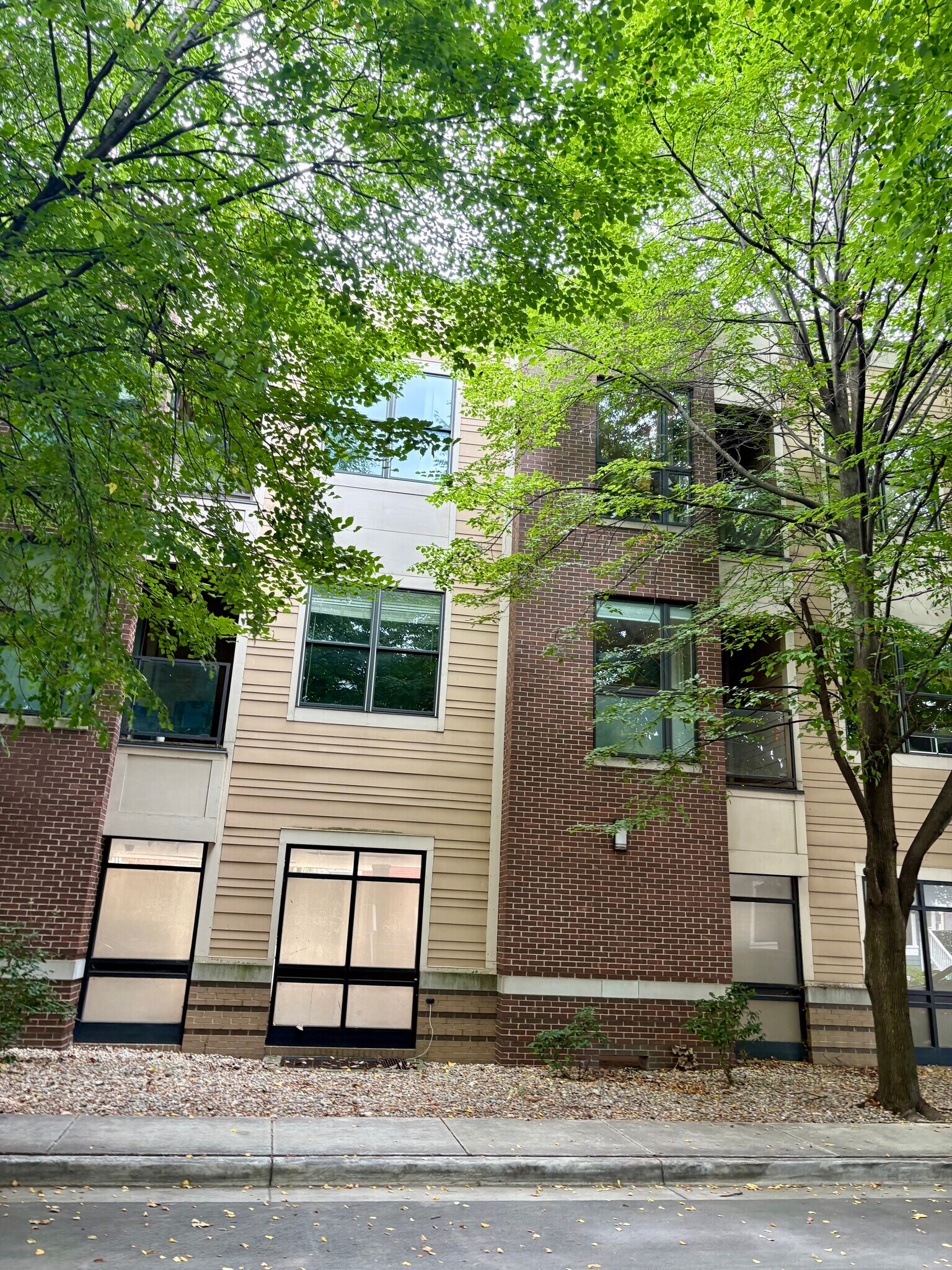 Building Photo - 233 E Saint Joseph St