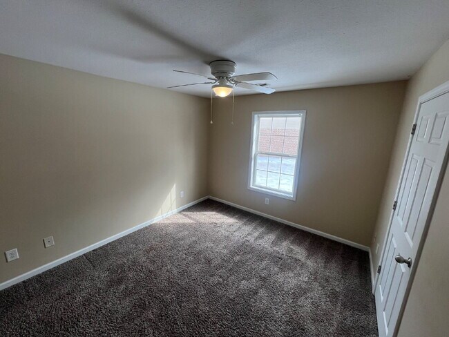 Building Photo - 5 Blackjack Way