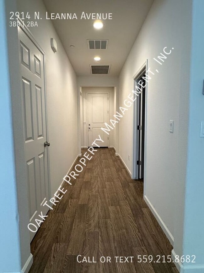 Building Photo - 2914 N Leanna Ave