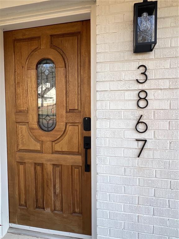 Building Photo - 3867 Hillcrest Dr SE